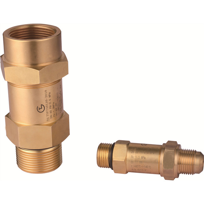 冷却剤圧縮バルブ 中央 AC 安全バルブ −29°C+140°C 0.3~4.5MPa 圧力