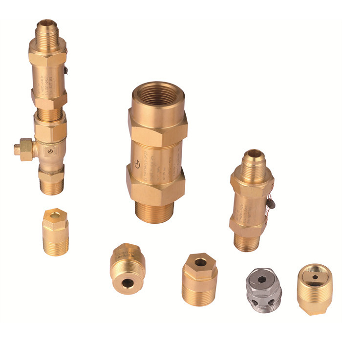 冷却剤圧縮バルブ 中央 AC 安全バルブ −29°C+140°C 0.3~4.5MPa 圧力